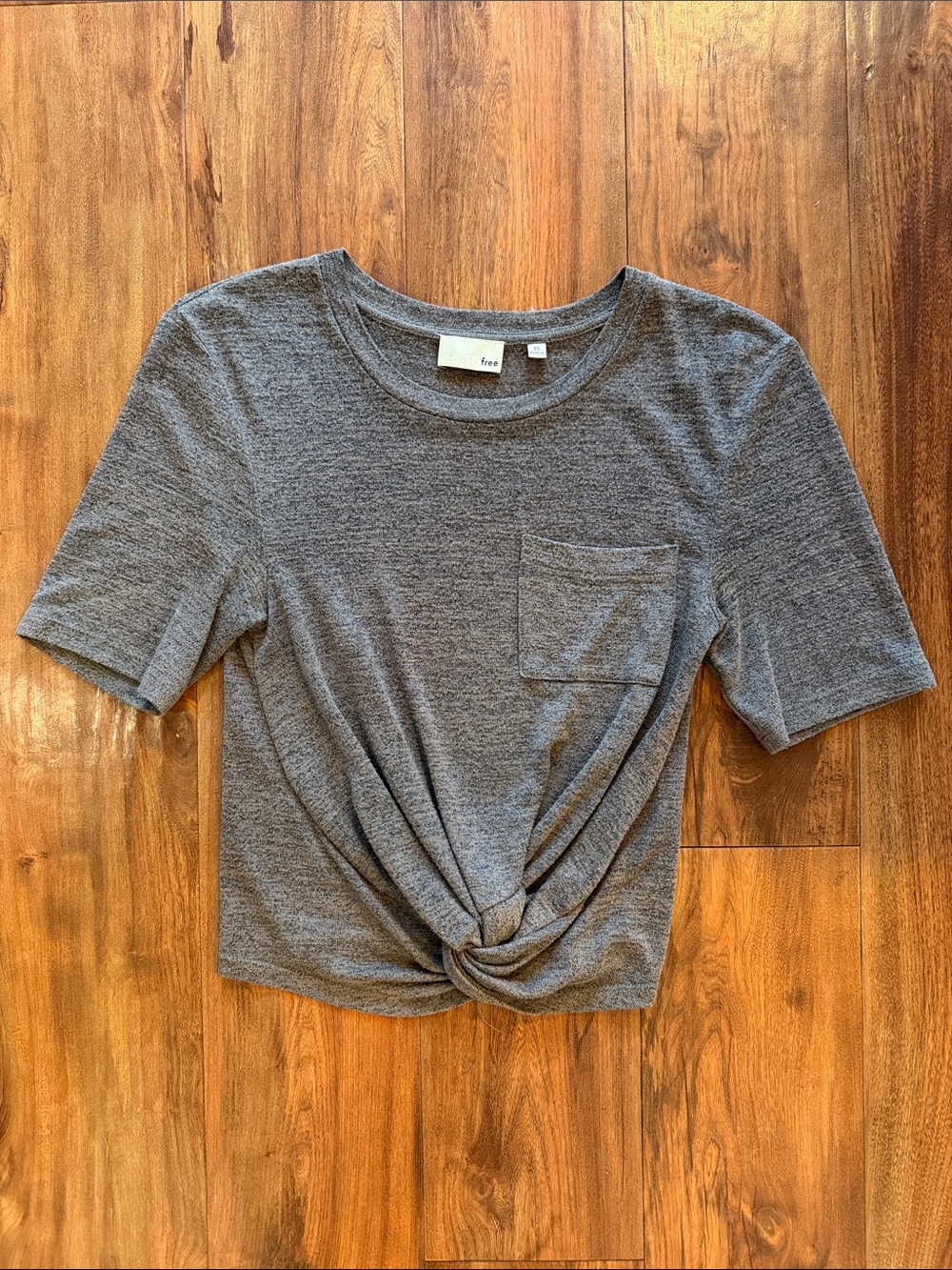 Aritzia - Wilfred Free looped top